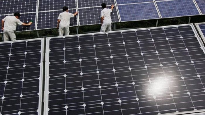 Η Κίνα ανακοινώνει 50% φοροαπαλλαγή σε ηλιακούς κατασκευαστές